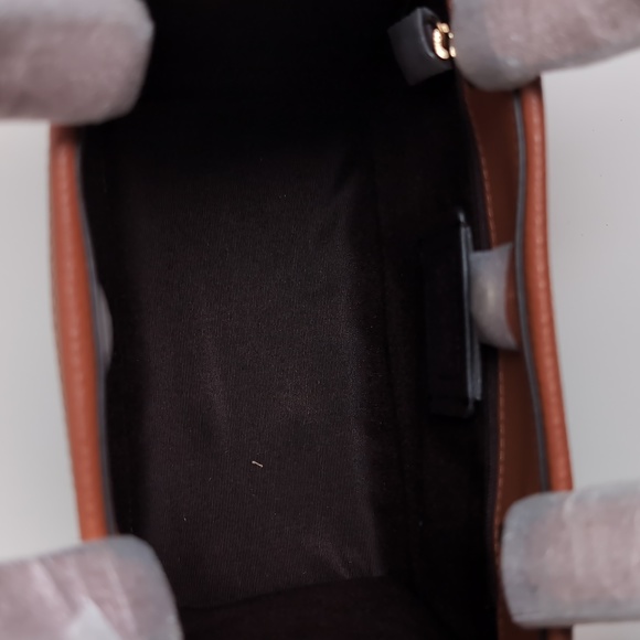 Coach CO971 + F48068 Leather Dempsey Tote & Clutch Wallet - Picture 9 of 16